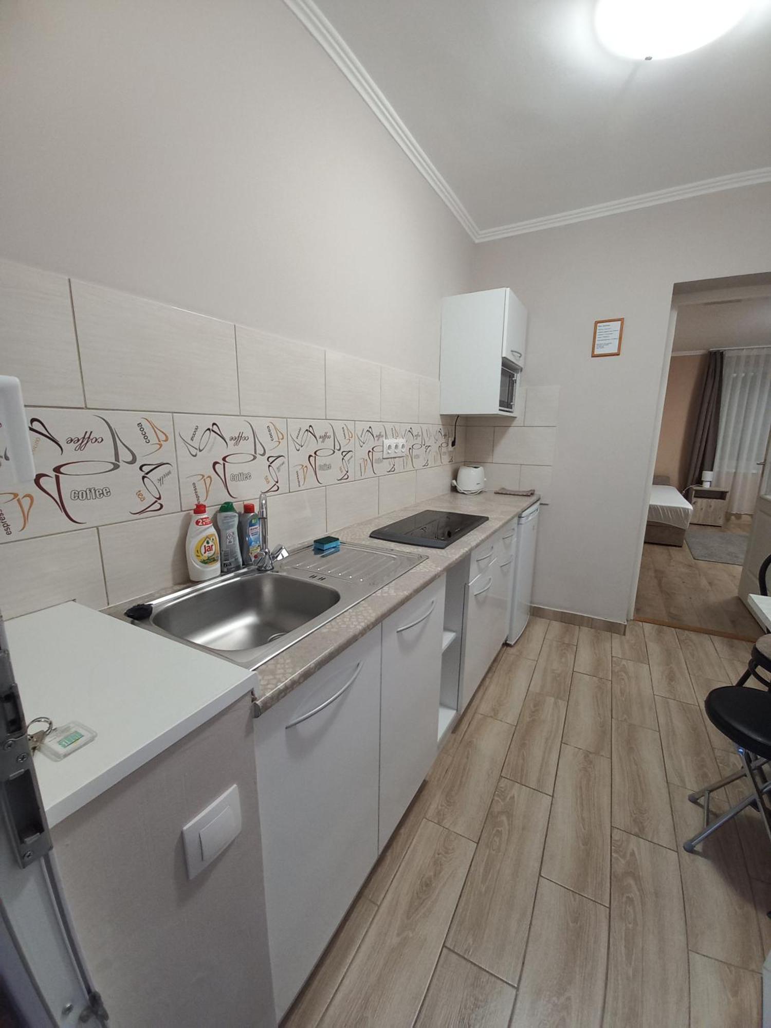Ilona Apartman Гюла Екстериор снимка